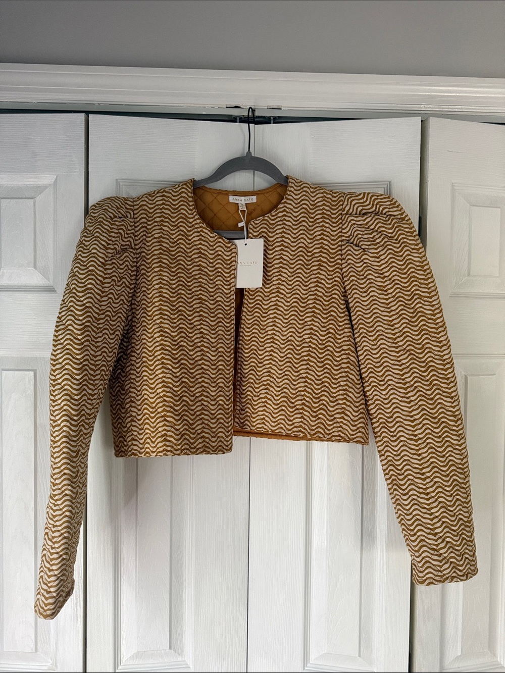 Anna Cate Quilted Puff Sleeve Jacket